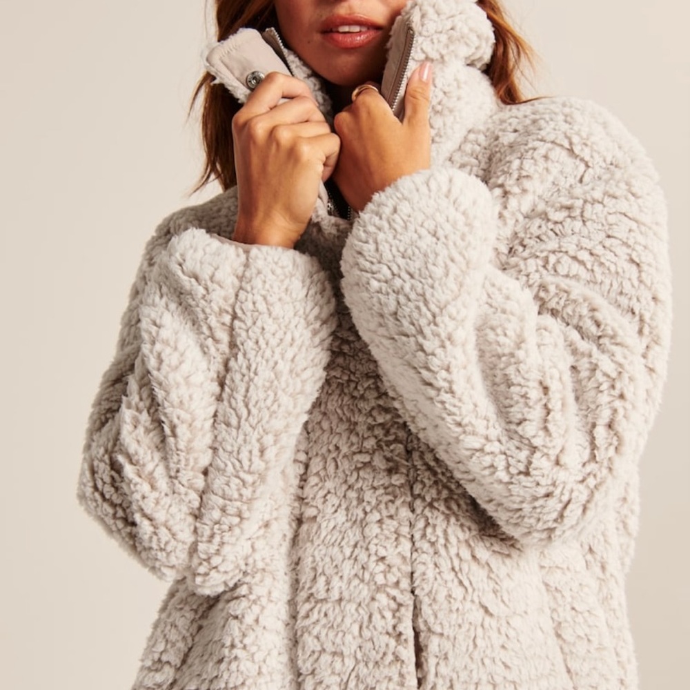 BRAND NEW Abercrombie and Fitch Sherpa Jacket